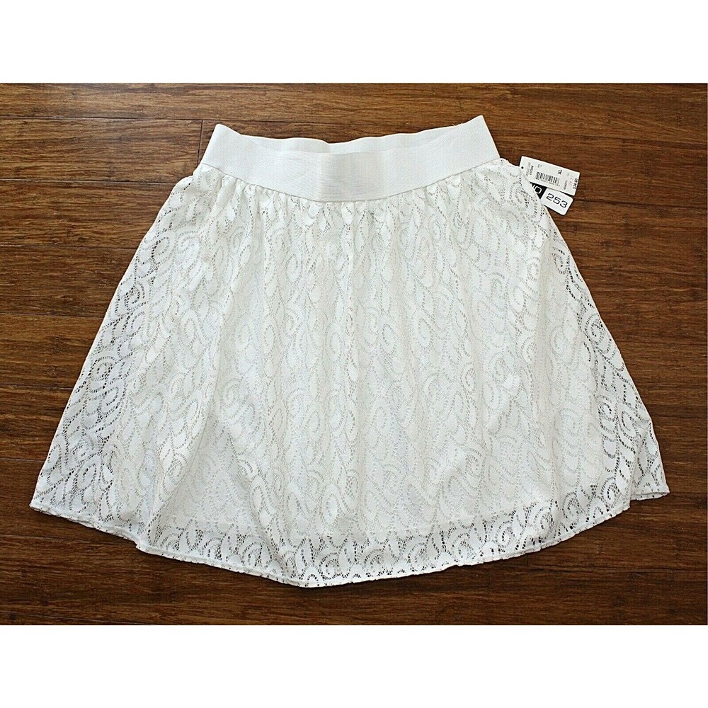NWT STUDIO 253 Mini Skirt Sz. XL Flared Off White Lace Stretchy Waist Lined  #03